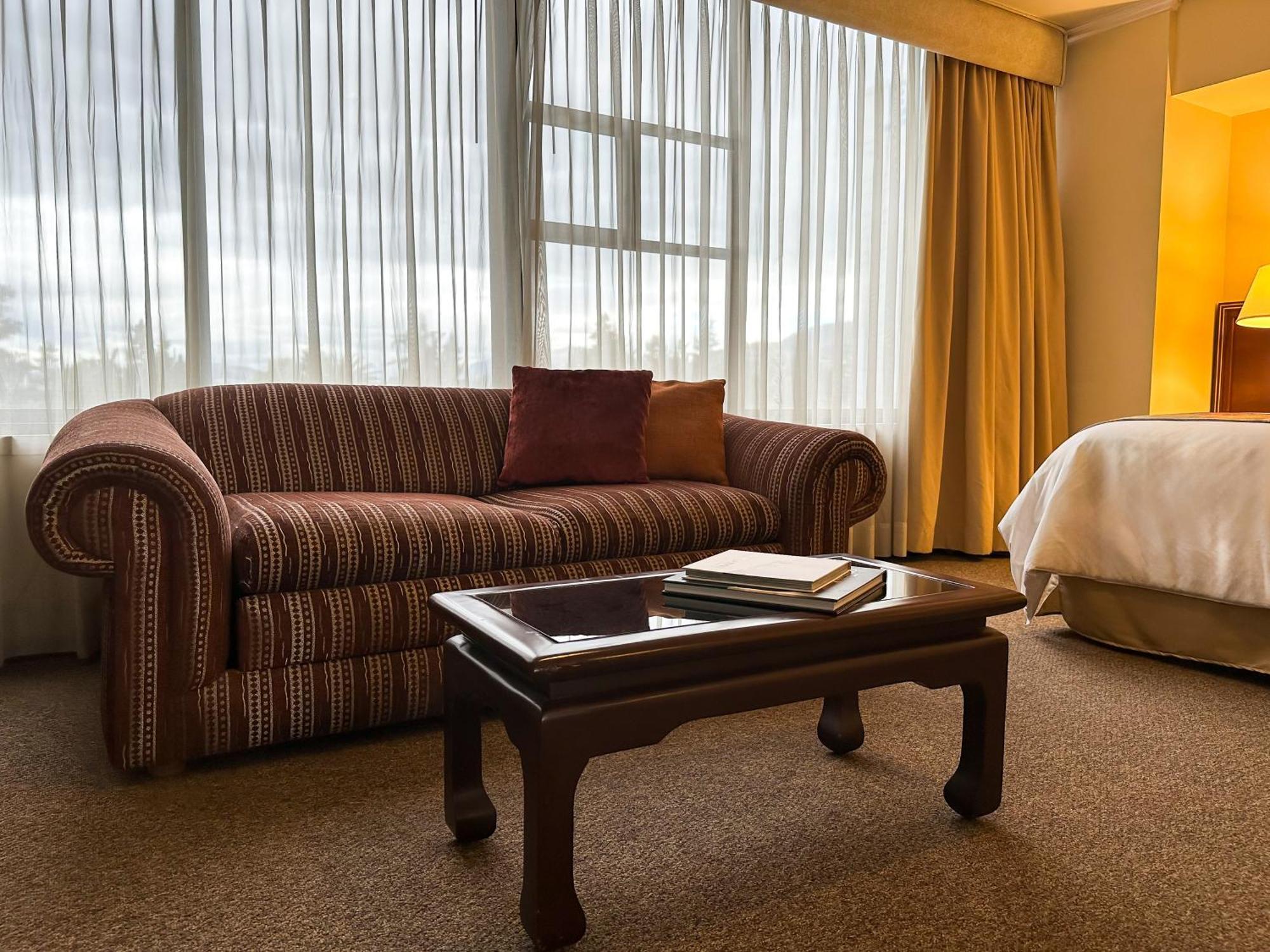 La Quinta By Wyndham Quito Hotell Exteriör bild